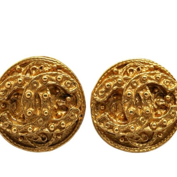 CHANEL CC Logo Round Clip-On Earrings Gold Tone 94A Auth w/Box #62069 - Picture 3 of 6